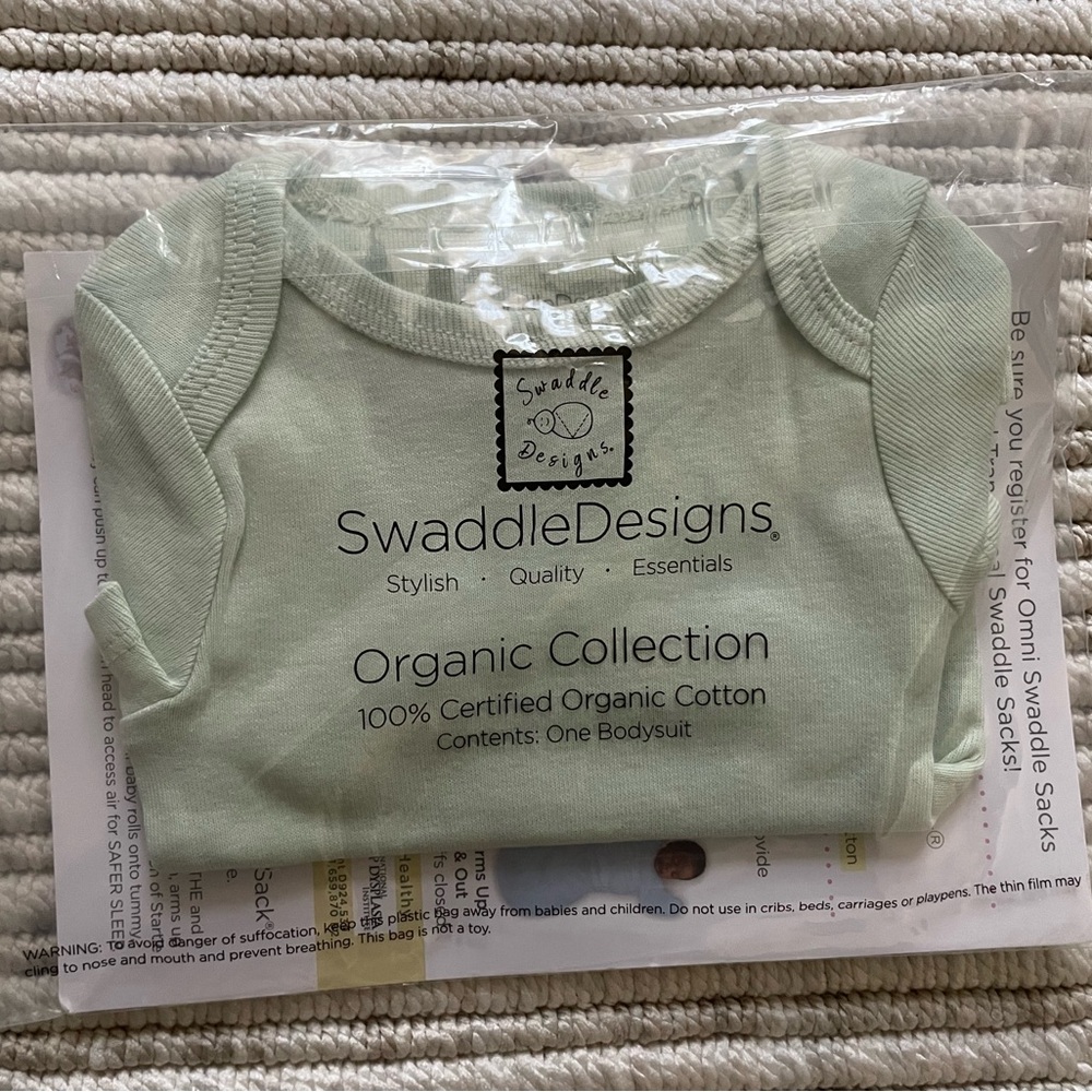 Swaddle Designs Organic Collection Bodysuit in Soft Green